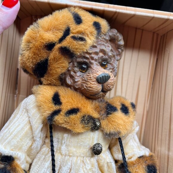 100th Anniversary (1902-2002) Limited Edition Theodore Roosevelt Teddy Bear - Picture 5 of 7